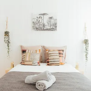Coachella Vintage Chic In The Heart Of St Charles Apartment Biarritz