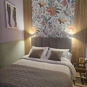 Coco Marco Hotel Nyons