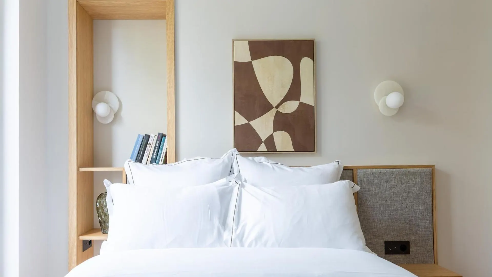 Quartier Libre Marais Aparthotel Paris France