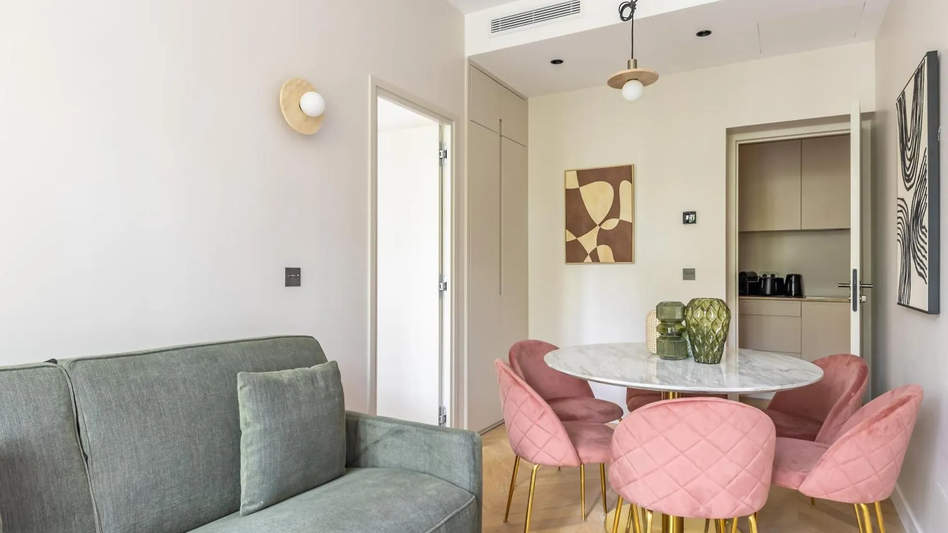 Quartier Libre Marais Aparthotel Paris