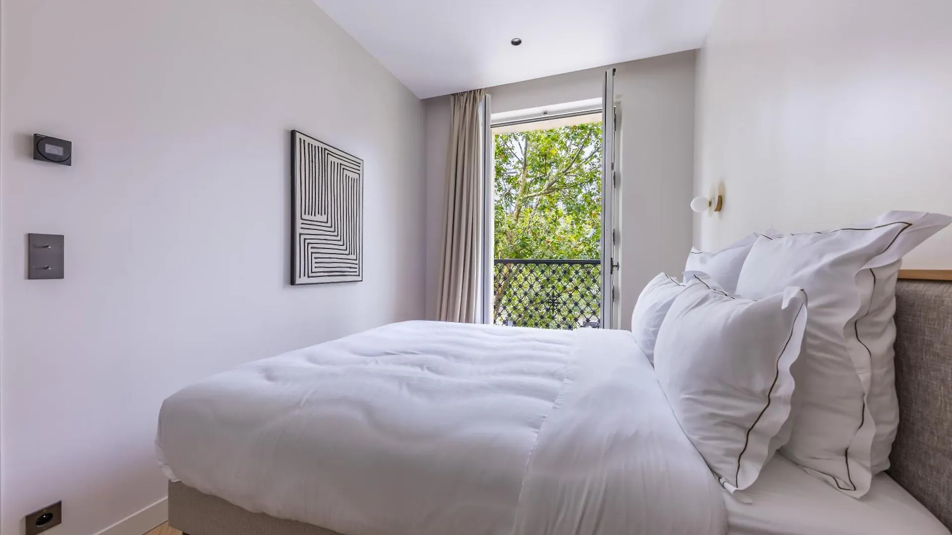 Quartier Libre Marais Aparthotel Paris 4*,  France